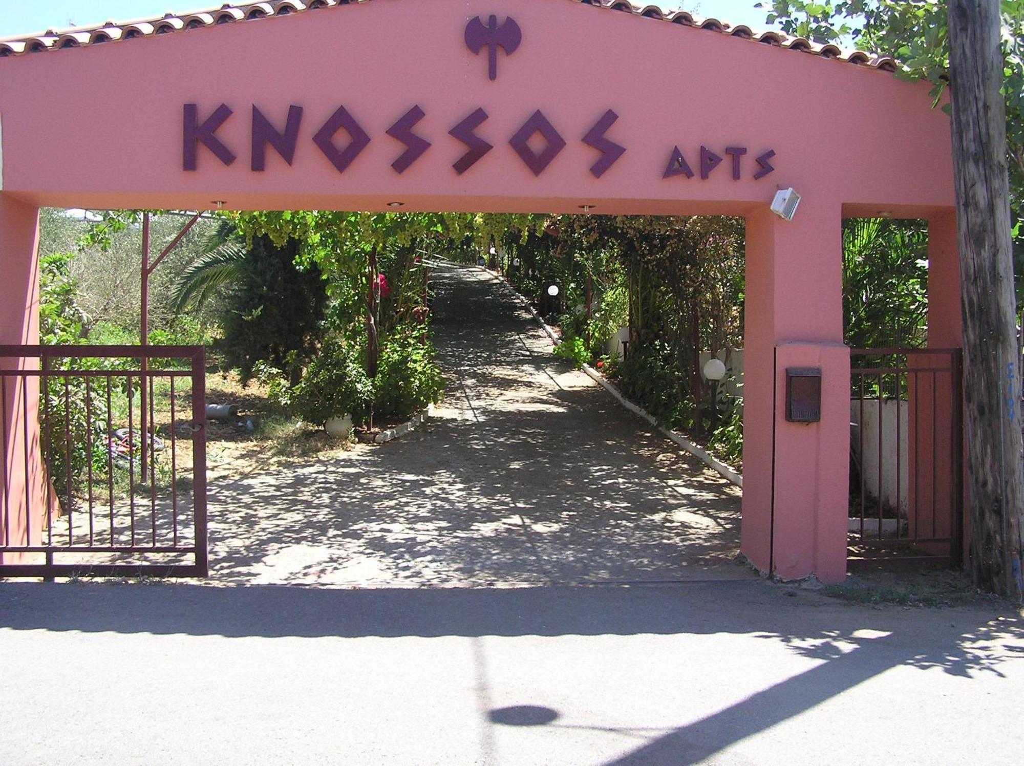 Knossos Aparthotel Panormos  Bagian luar foto