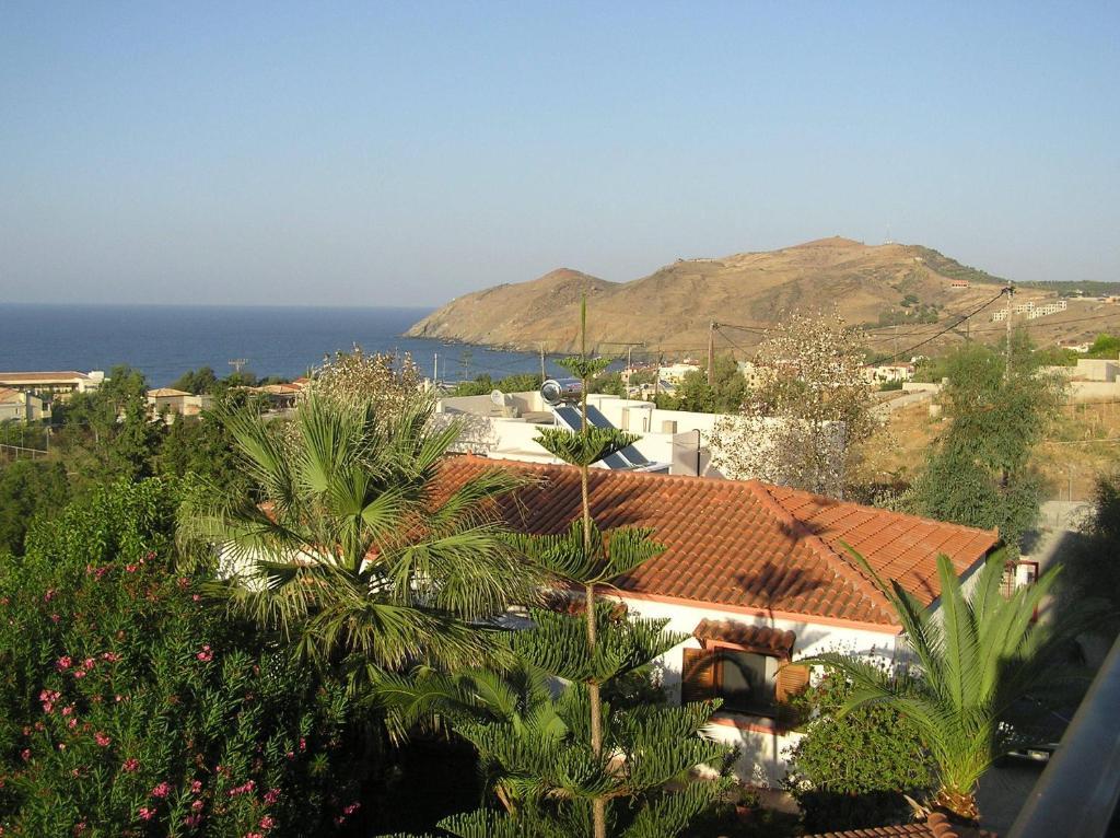 Knossos Aparthotel Panormos  Bagian luar foto