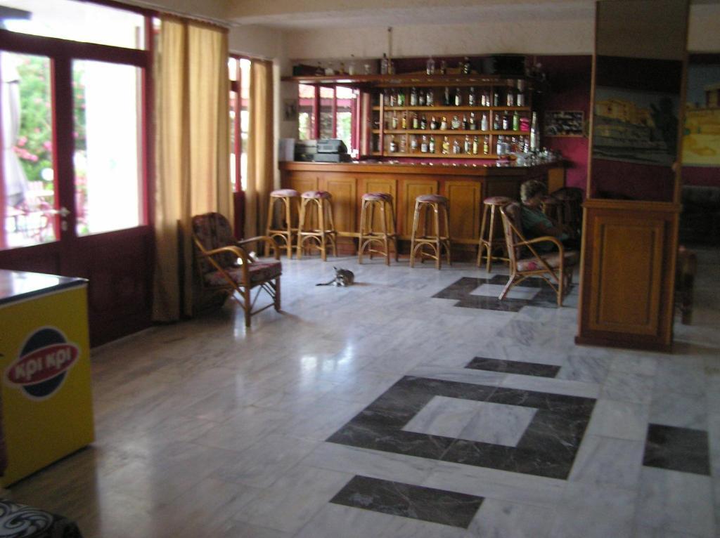 Knossos Aparthotel Panormos  Bagian luar foto