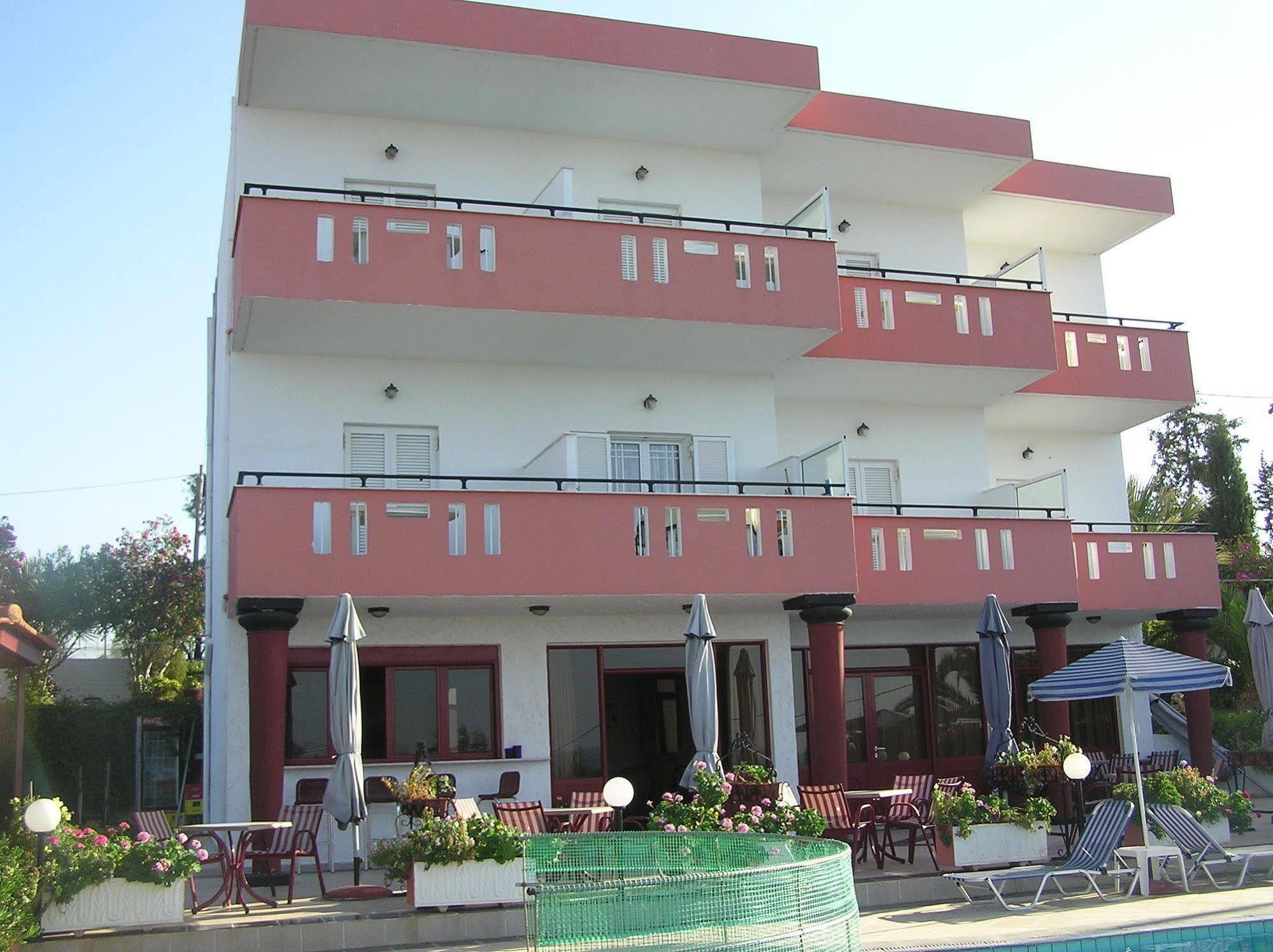 Knossos Aparthotel Panormos  Bagian luar foto