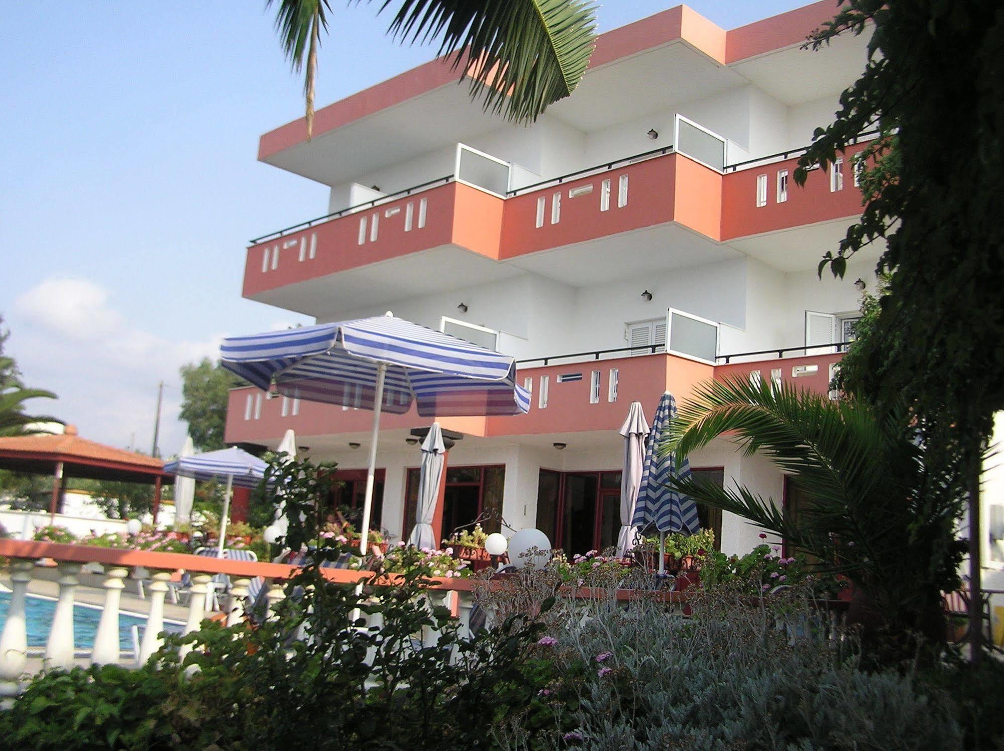 Knossos Aparthotel Panormos  Bagian luar foto