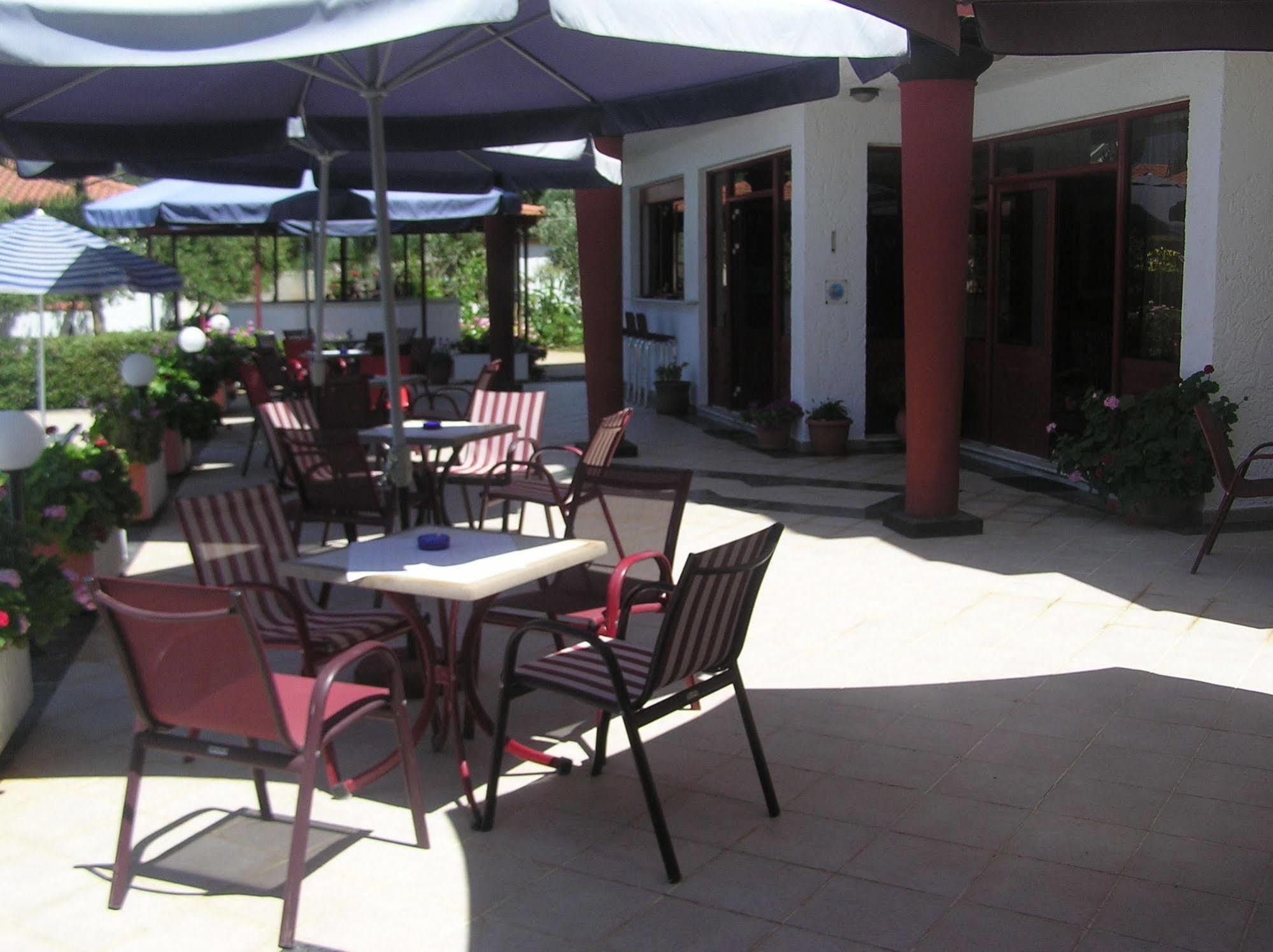 Knossos Aparthotel Panormos  Bagian luar foto