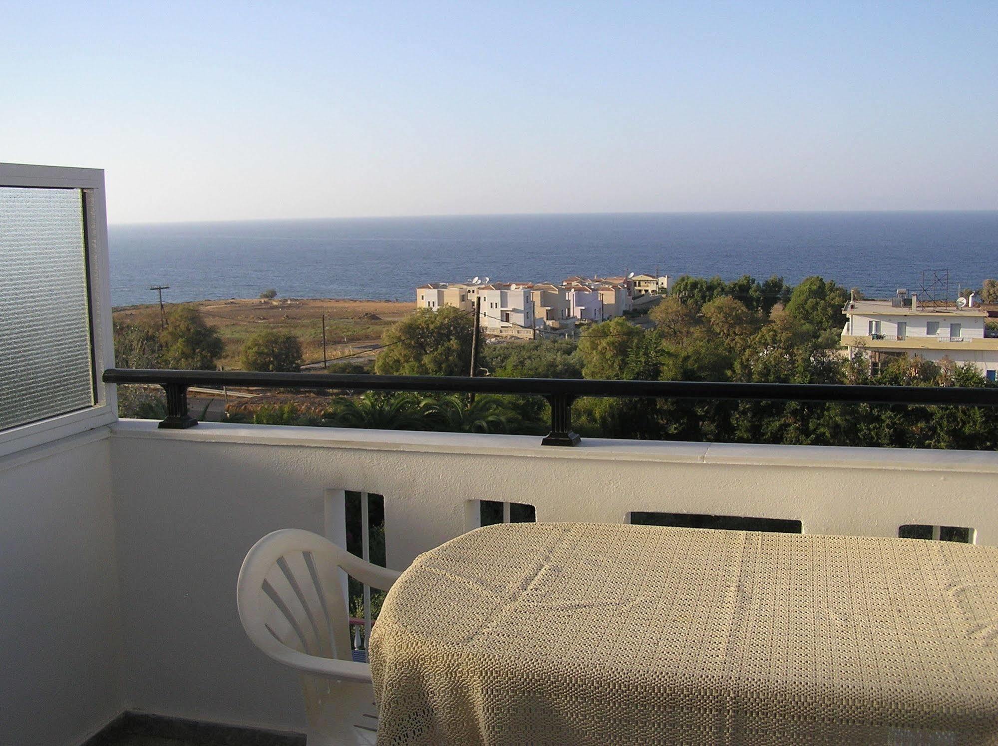 Knossos Aparthotel Panormos  Bagian luar foto