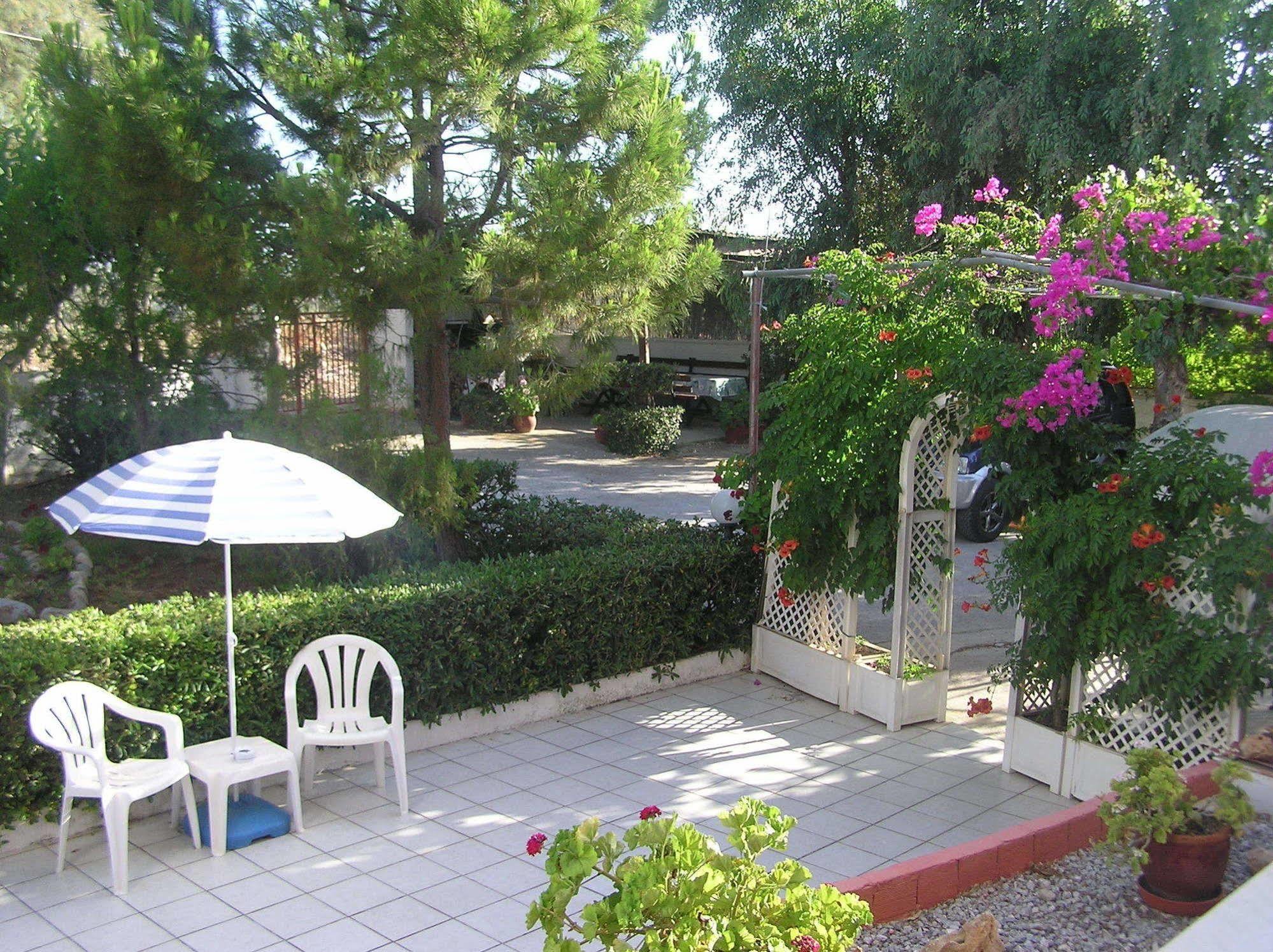 Knossos Aparthotel Panormos  Bagian luar foto