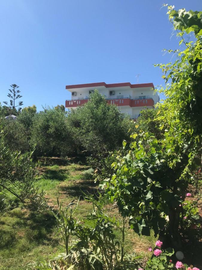 Knossos Aparthotel Panormos  Bagian luar foto